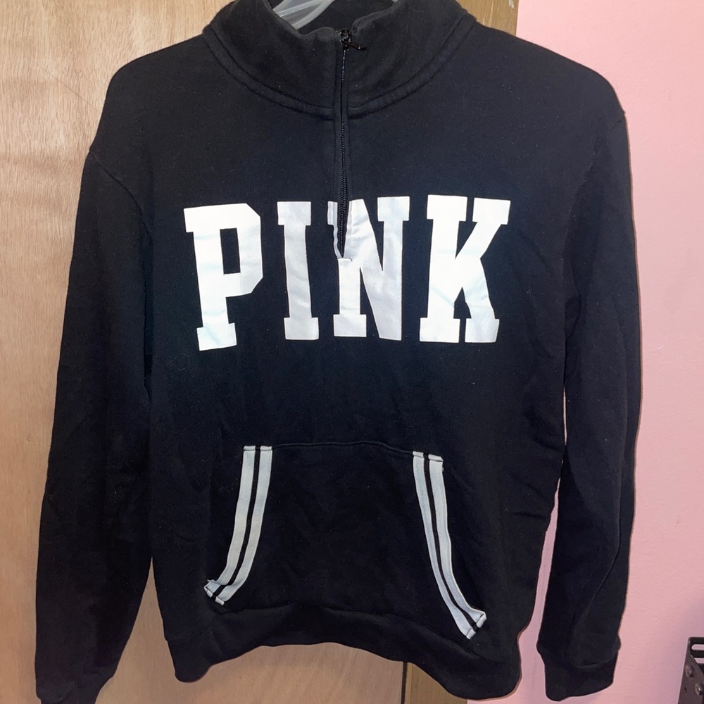Pink         XS       Black And White